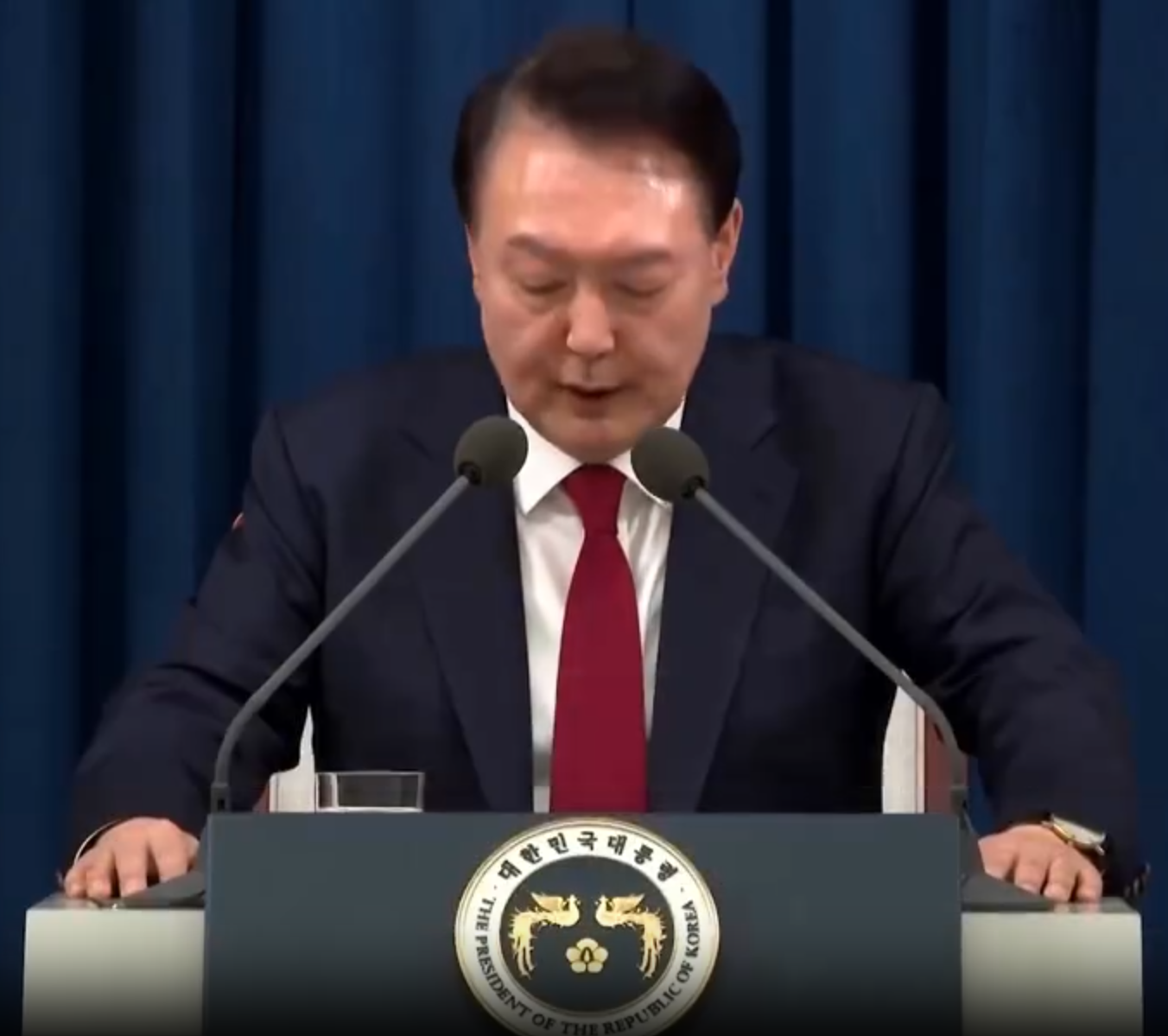 韩国股市剧烈震荡