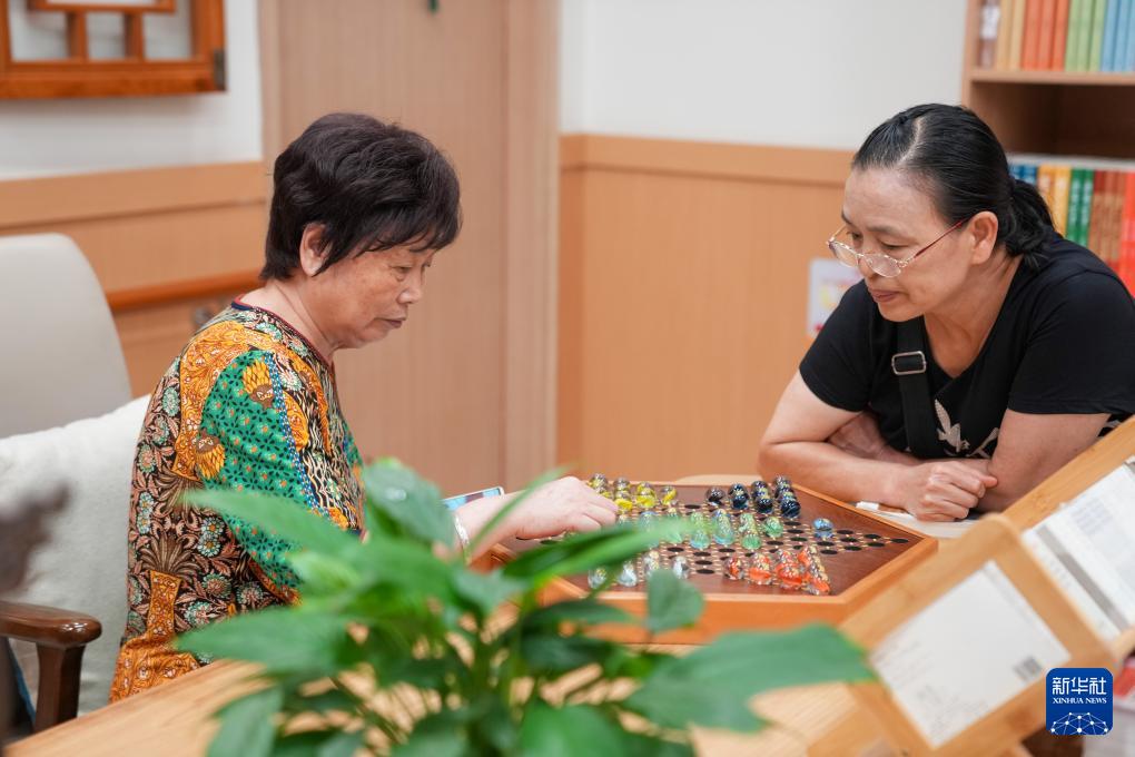 活力中国调研行|成都:社区嵌入式养老中心让老年人在家门口养老