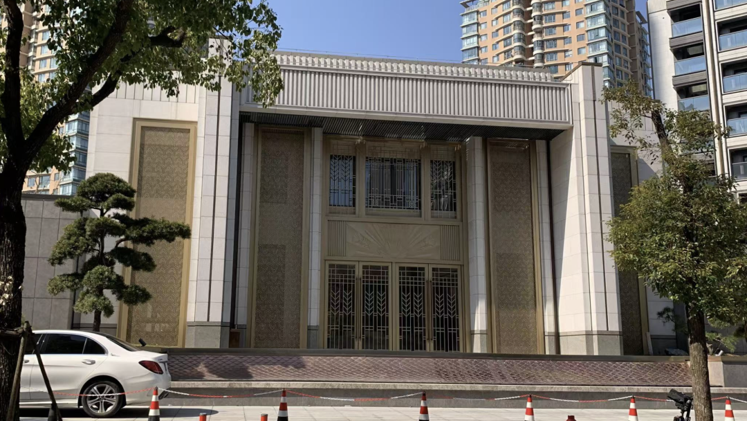 停工、破产、复工⋯⋯上海这个千万级豪宅艰难“重生”