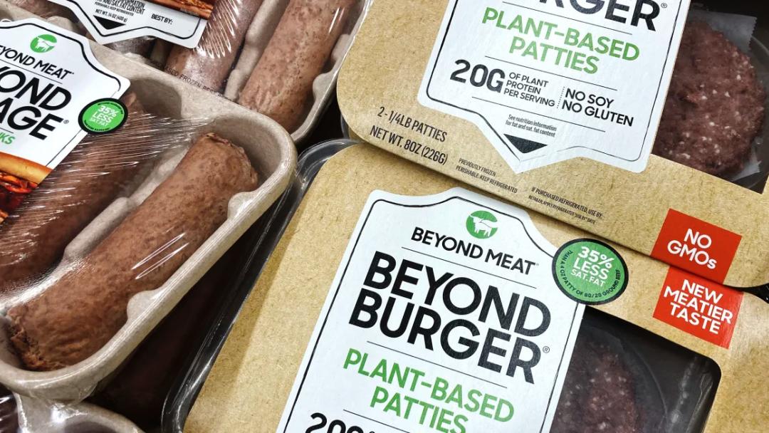 刚刚，美国植物肉巨头别样肉客（Beyond Meat）宣布全