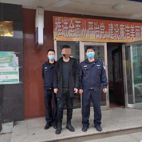 抖音月付商城套出来是真的吗,揭秘抖音月付商城的套现真相