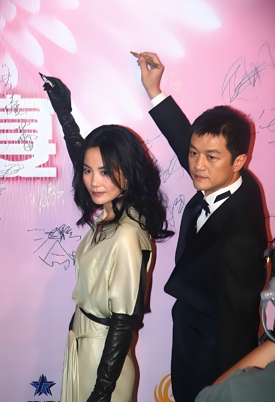 郭碧婷面相变了?长得越来越像向太了?