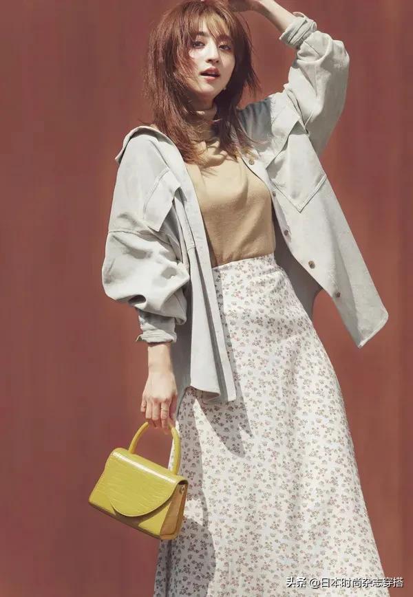 秋季最想要一件灯芯绒衬衫外套