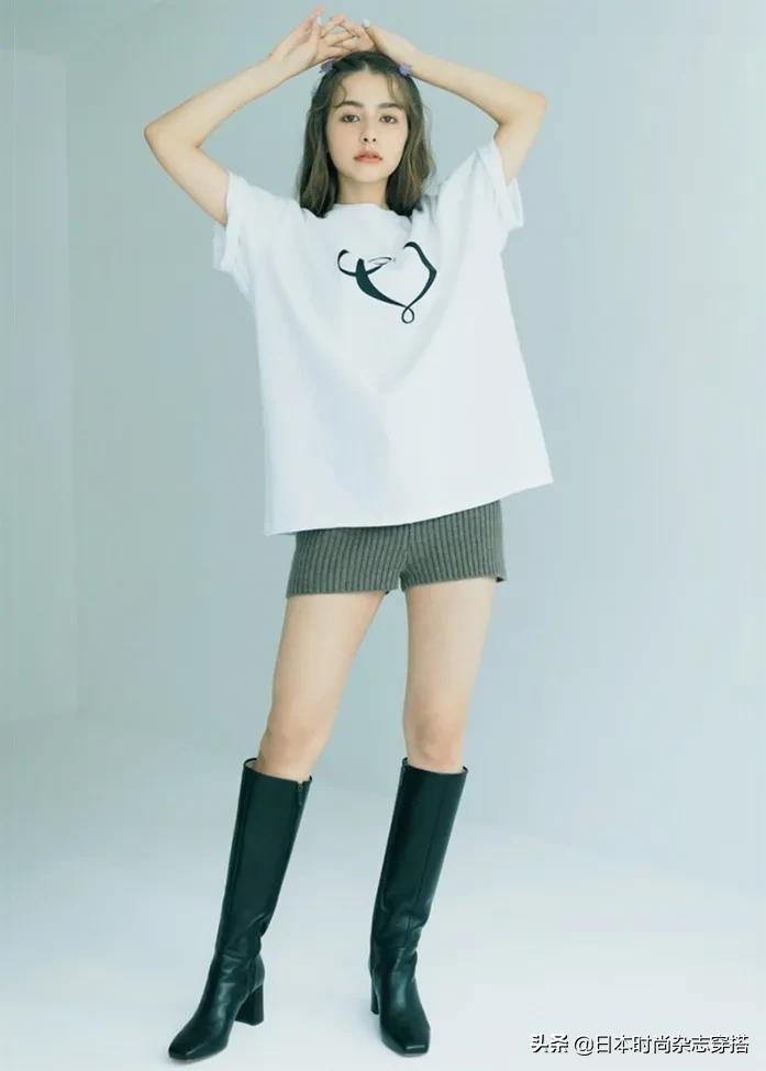 还没穿上秋装的话 先试试穿上秋季鞋子