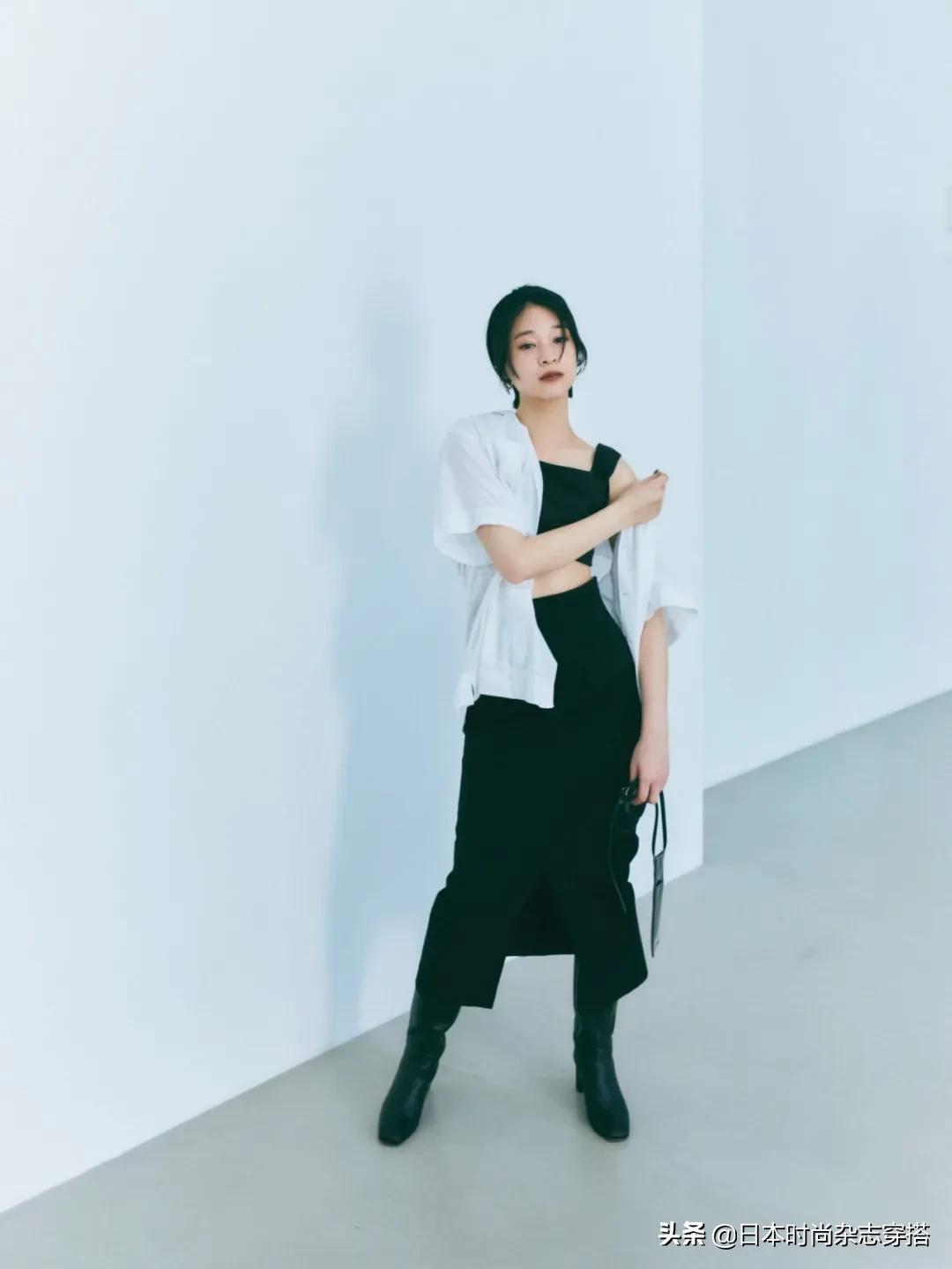 还没穿上秋装的话 先试试穿上秋季鞋子