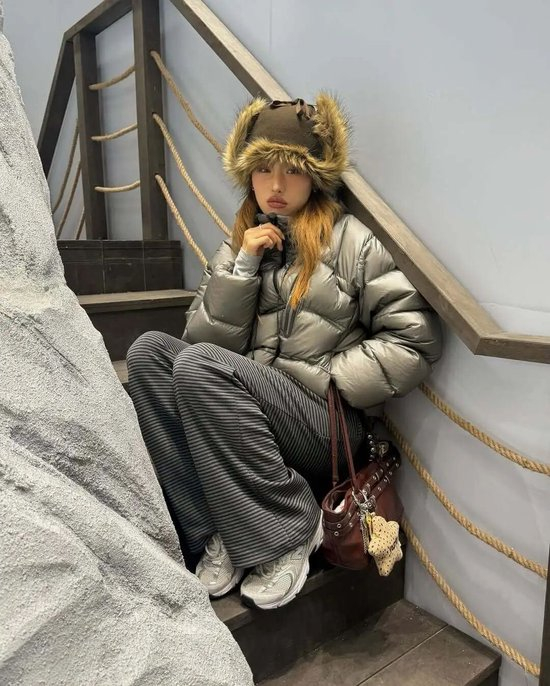 寒冬已至,少不了一件平衡美与暖的羽绒服