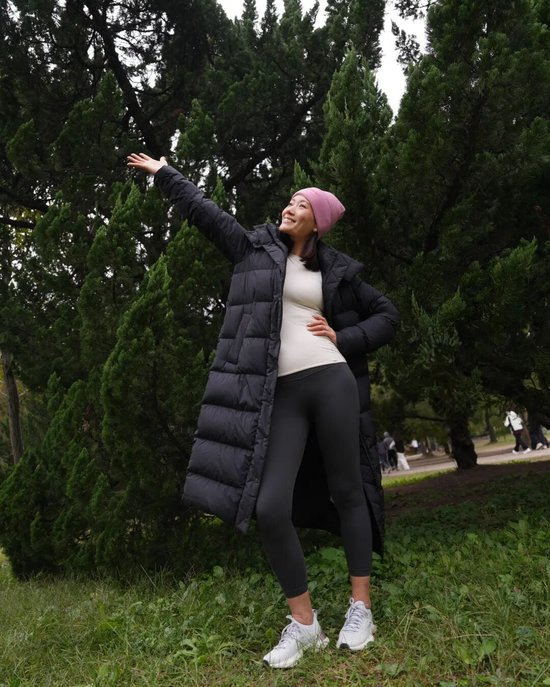 寒冬已至,少不了一件平衡美与暖的羽绒服