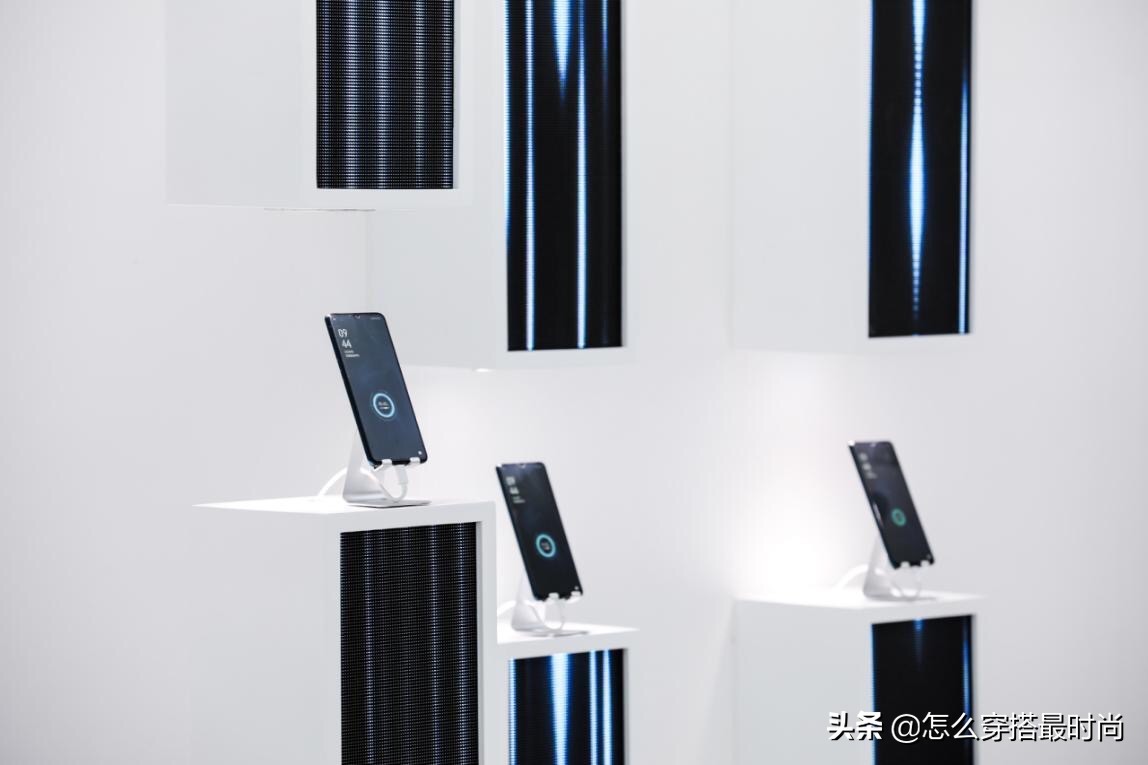 刘雯母胎solo31年上热搜,没男友又怎样?自身实力硬才最重要