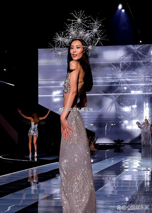 刘雯母胎solo31年上热搜,没男友又怎样?自身实力硬才最重要