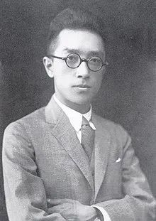 《繁花》宝总有多壕?穿阿玛尼定制西装戴卡地亚,凯迪拉克随手送…