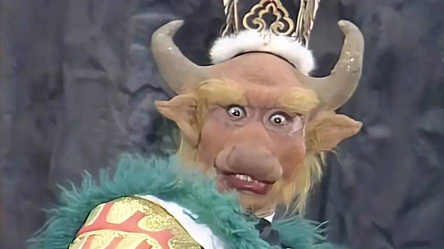 西游记：牛魔王和太上老君的青牛，谁更厉害？