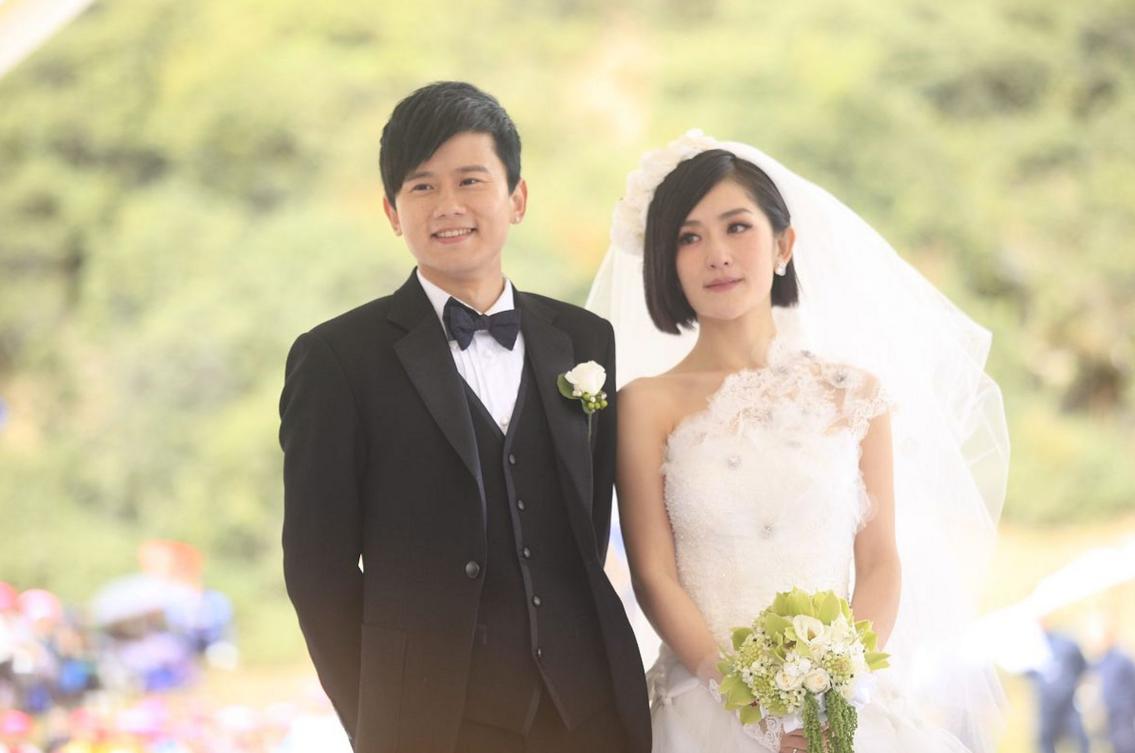 善恶终有报!谢娜花18年捧他,他却在新婚夜陪别人,他真的爱吗?