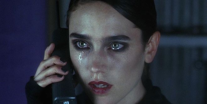 10 部惊险逃过 NC-17 级评级的电影