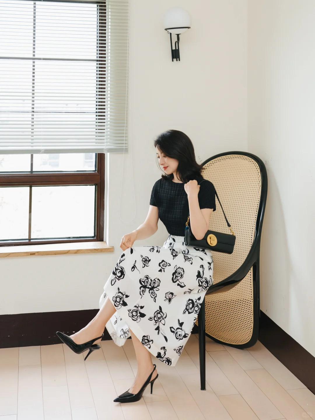 拒绝年龄焦虑！当50岁遇上“花裙子”，这些搭配让岁月成为加分项