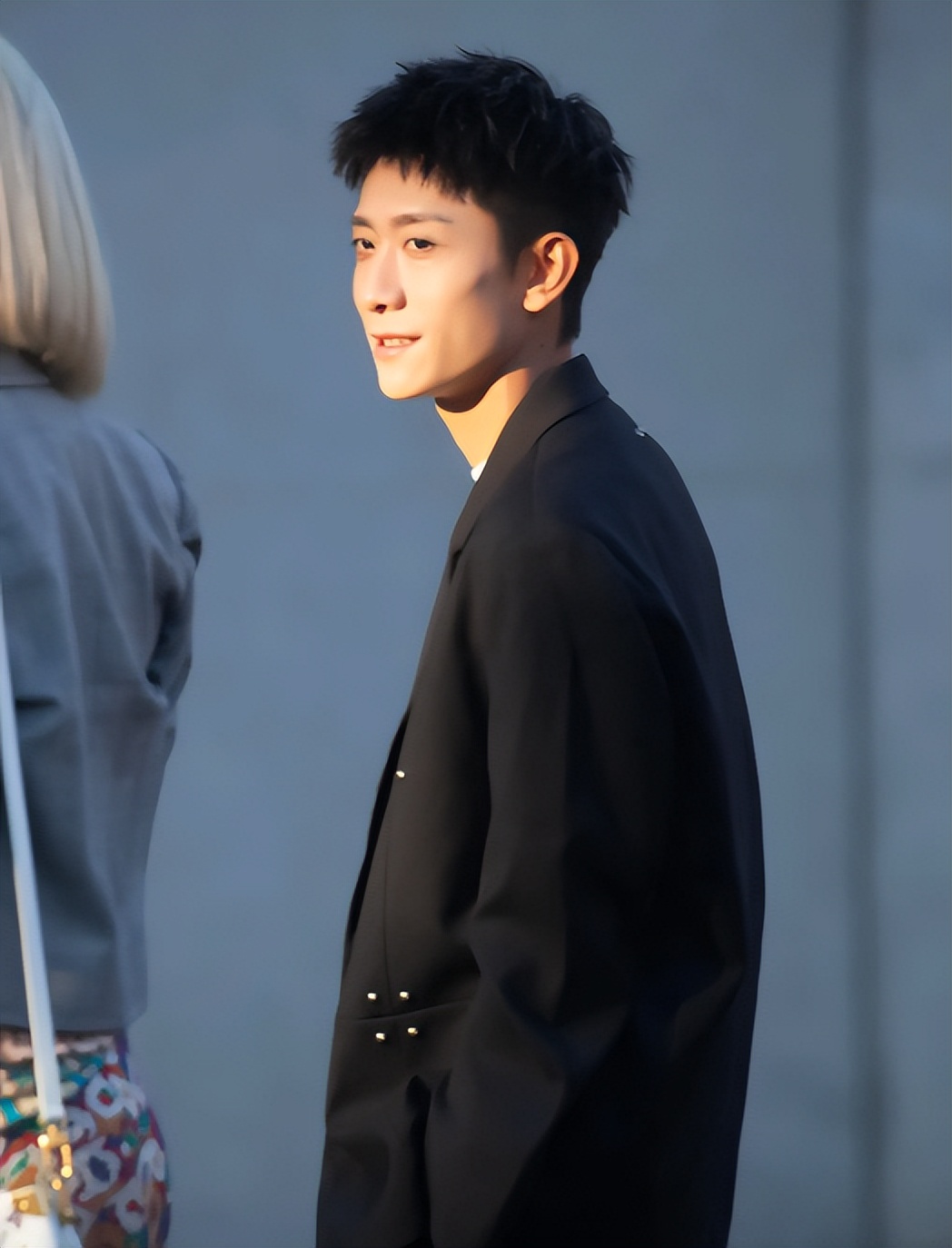 司晓迪爆料仅4天,官方点名张一山,信息量大,原来杨紫没说错