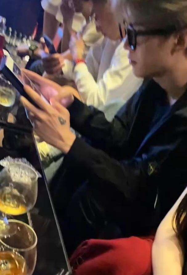 司晓迪爆料仅4天,官方点名张一山,信息量大,原来杨紫没说错