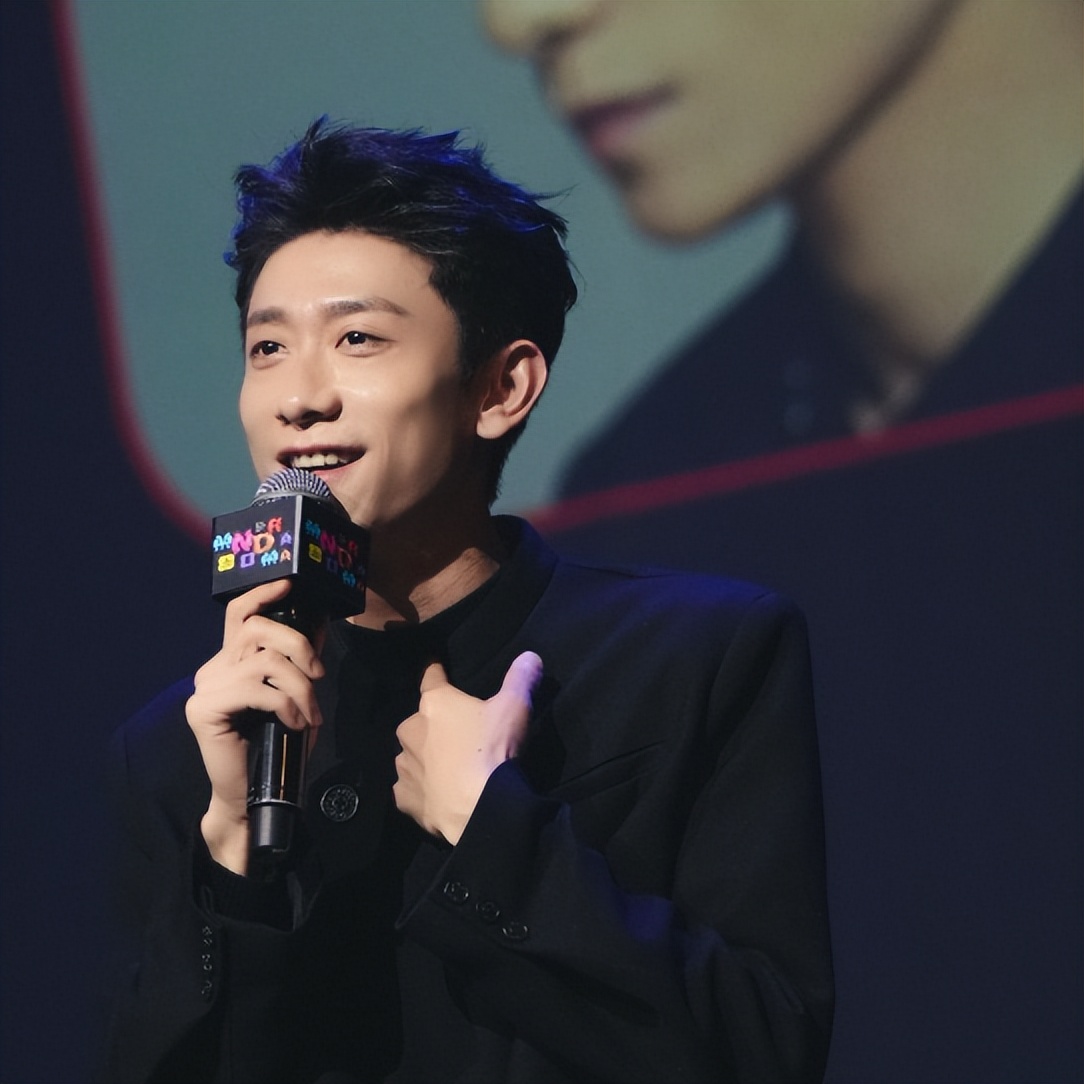 司晓迪爆料仅4天,官方点名张一山,信息量大,原来杨紫没说错