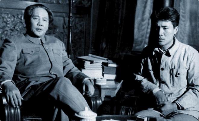 主席形象后继有人,佟瑞欣已接班唐国强,和古月比你更喜欢哪一个