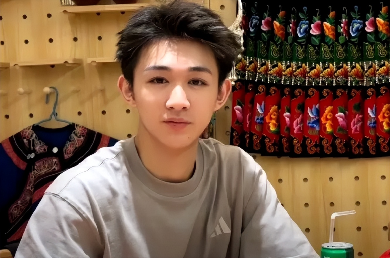 风波升级!司晓迪再爆猛料,檀健次、鹿晗被牵连,王安宇最冤枉!